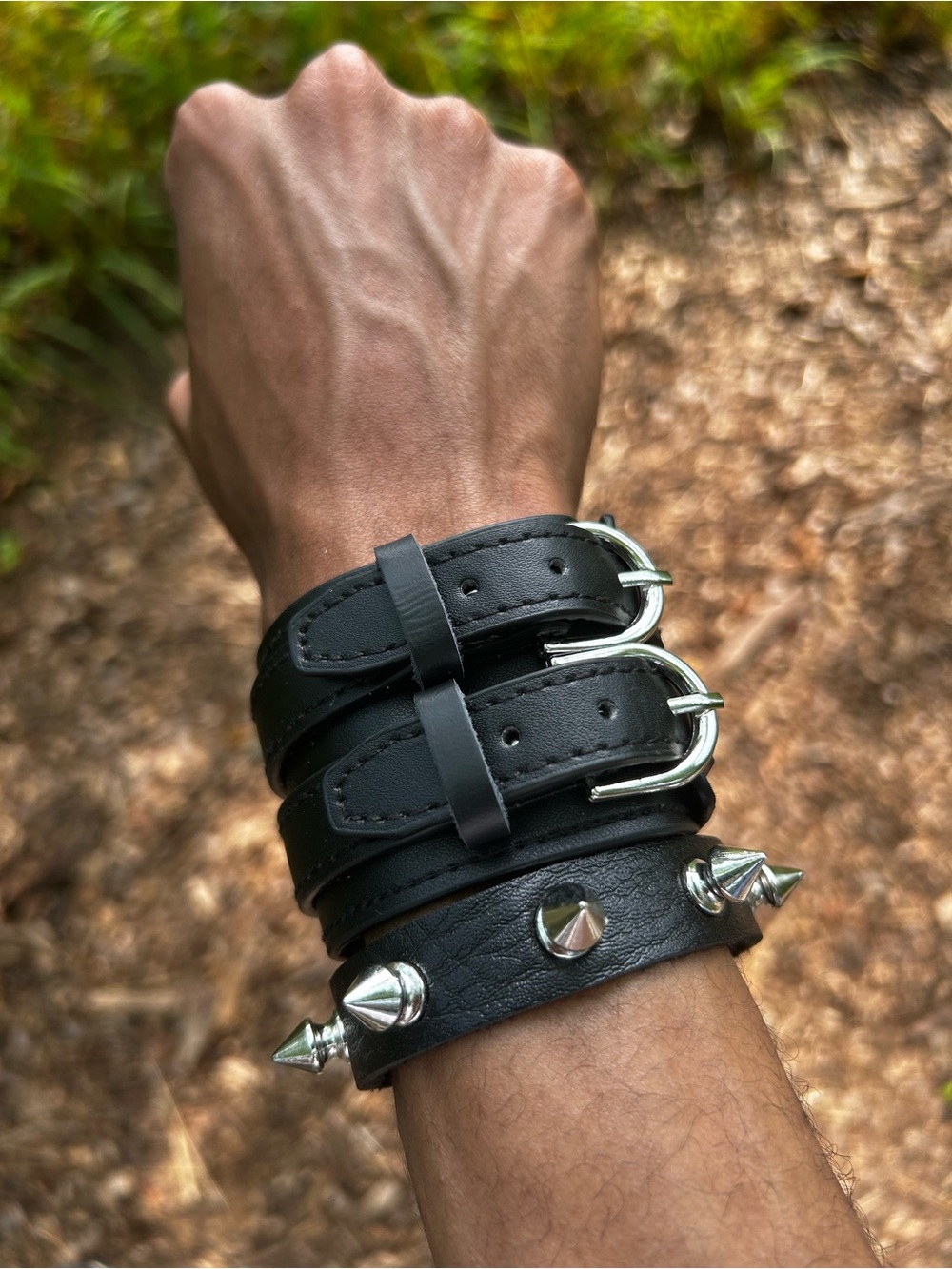 2 pcs Gothic  Spike faux leather punk bracelet emo Rivets Cuff Black